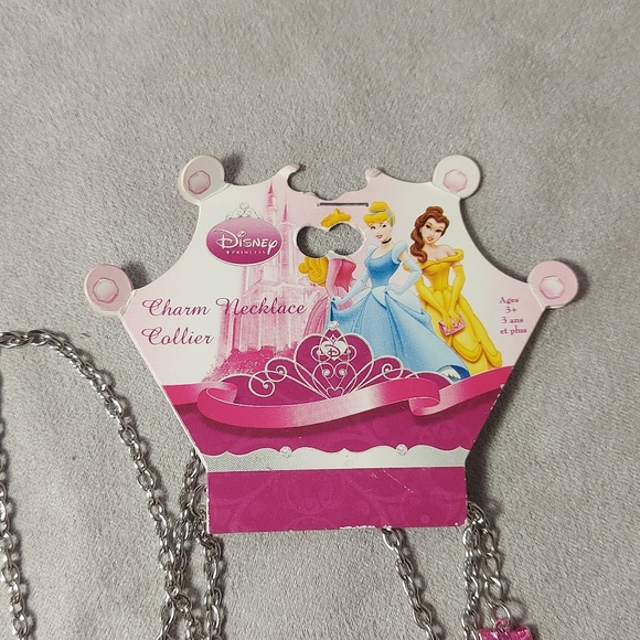 🎁 FREE! NIP Disney Princess Charm Necklace "J" - Picture 3 of 4